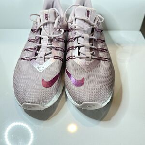 Nike Women's Quest Running  Shoe Size 11 BV6139-500 Purple